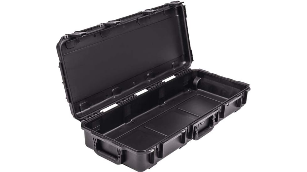 SKB Cases Seres Injecton Molded Ml-Standard Waterproof - Case 36inx14inx6in W/Wheels, Empty, 3I-3614-6B-E