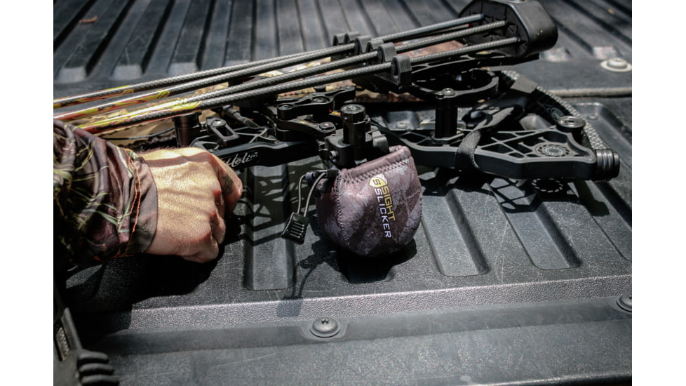 Slicker Sight Slicker One Handed Archery Sight Cover, Alpine Mountain Camo, Medium SK-A-SGFD22-D24