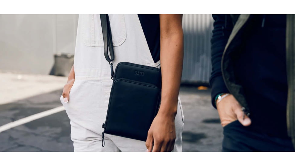 SLNT Lifestyle Faraday Sling Bag, Black, One Size, SPB-FLS-01