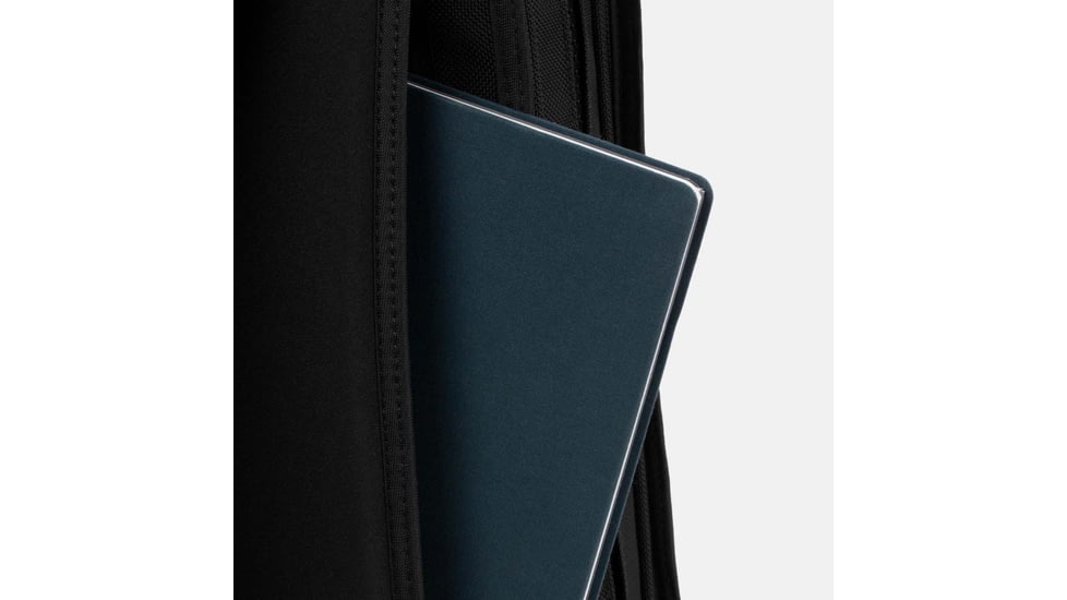 SLNT Submersible Faraday Backpack, USA Berry Compliant, Black, 23L, SP-DFT-BPB