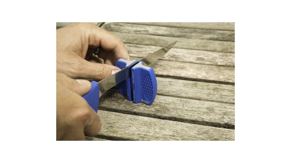 Smith's Sharpeners 4in Fillet Knife and Sharpener  Combo 50897
