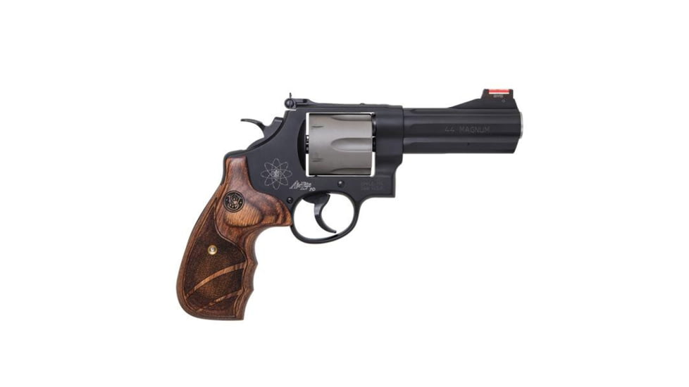 Smith &amp; Wesson 329PD Revolver, .44 Remington Magnum, 4in barrel, scandium alloy frame, Ahrends wood or Hogue rubber grip, revolving chamber, fiber-optic front, adjustable rear, 6 round magazine, SW-329PD-1-FRRMPG