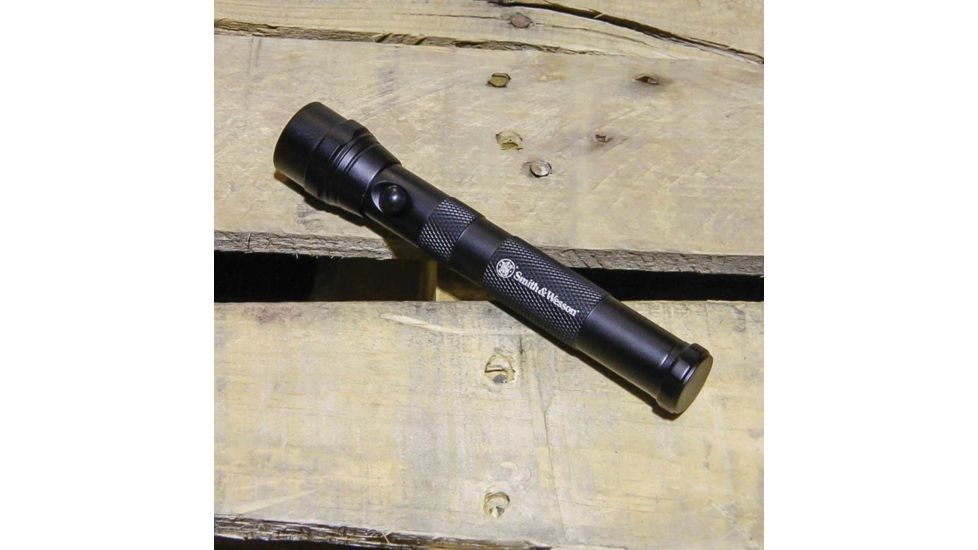 Smith &amp; Wesson 5020 2AA LED Flashlight, Black body/White LED, 110237