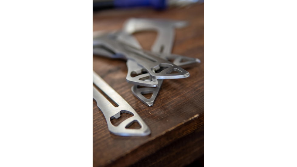 Smith &amp; Wesson Throwing Axe and Knife Combo Set, 6 Piece, 1122228