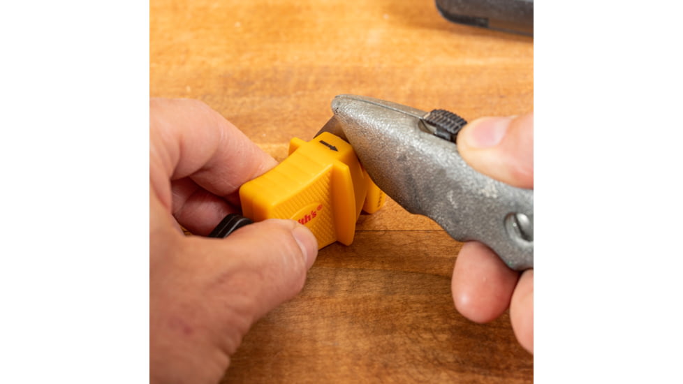 Smiths Edgework-Site Utility Knife Sharpener, Yellow, SP-51219