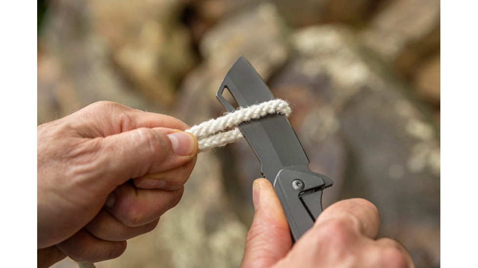 Smiths Titania Cleaver Folding Knife, 3.26in, 400 Stainless Steel, Titanium, Cleaver Blade, Stainless Steel Handle, Titanium, SP-51141