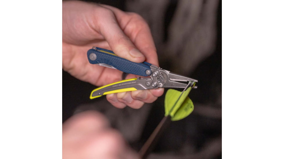 SOG Specialty Knives &amp; Tools Aegis Mt / Indigo + Acid - 29-41-01-41