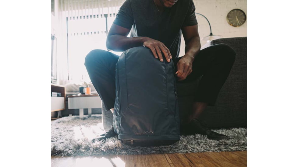 SOG Specialty Knives &amp; Tools Surrept/36 Cs Travel Pack - Charcoal - 89-71-05-31