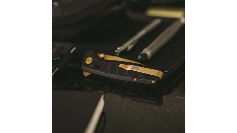 SOG Specialty Knives &amp; Tools Terminus XR LTE, Carbon + Gold, TM1033-BX
