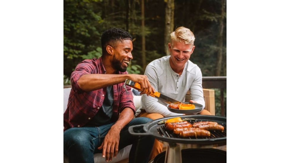 Solo Stove Bonfire Cast Iron Grill Top and Hub, Stainless Steel, Cast Iron Black, Medium, SSBON-COOKING-BUNDLE