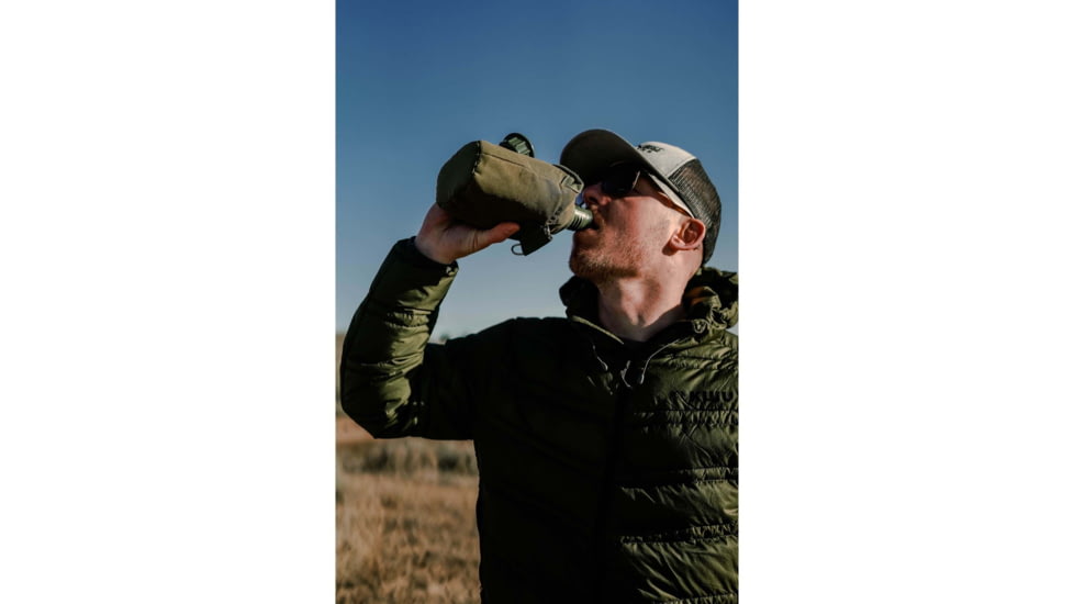 Stansport Plastic Canteen w/Cover 332