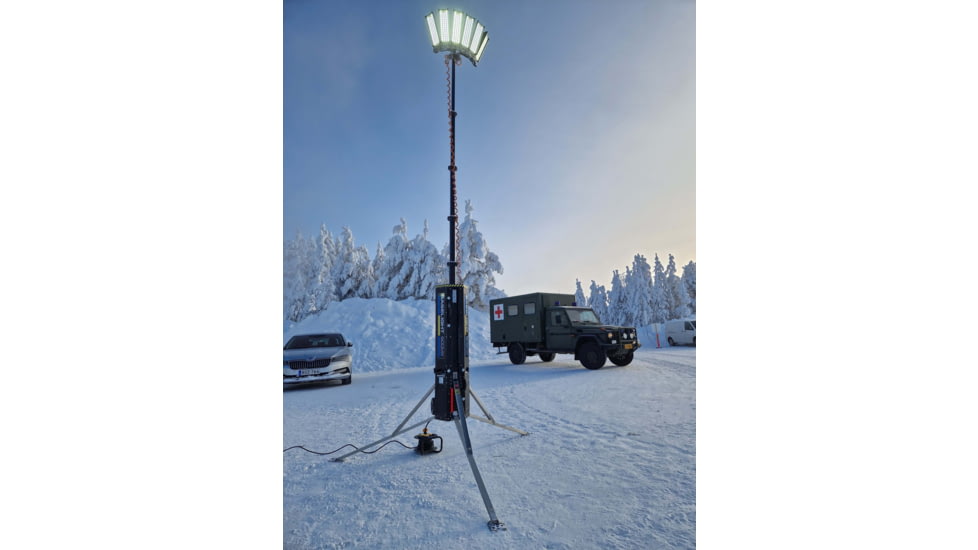 STRAVION Baselight 600mx 95000 Lumens LED Portable Light Tower