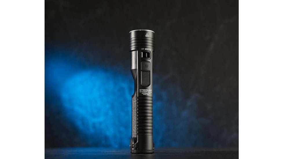 Streamlight Stinger 2020 S Rechargeable Lithium Ion 2000 Lumen LED Flashlight w/120V AC/12V DC PiggyBack Charger, Black, 78201