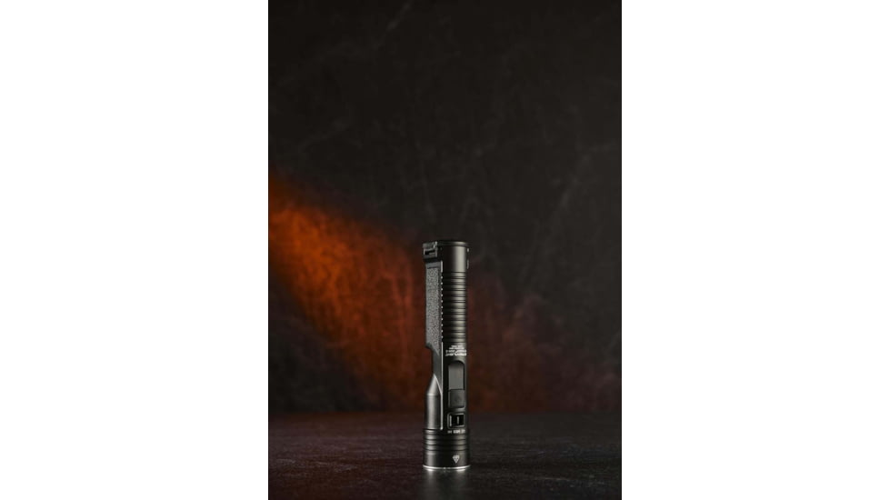 Streamlight Stinger 2020 S Rechargeable Lithium Ion 2000 Lumen LED Flashlight w/120V AC/12V DC PiggyBack Charger, Black, 78201