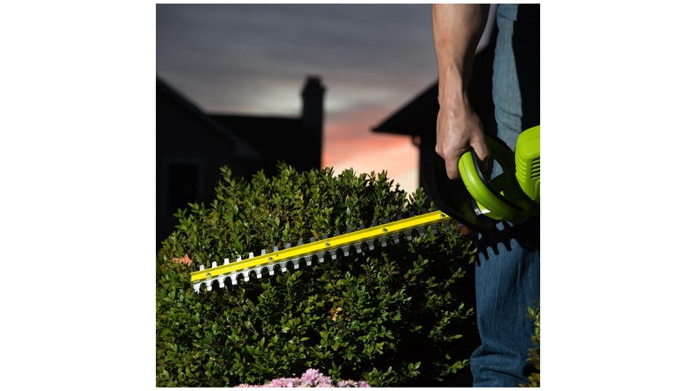 Sun Joe 22-Inch 3.5-Amp Electric Hedge Trimmer, Green HJ22HTE
