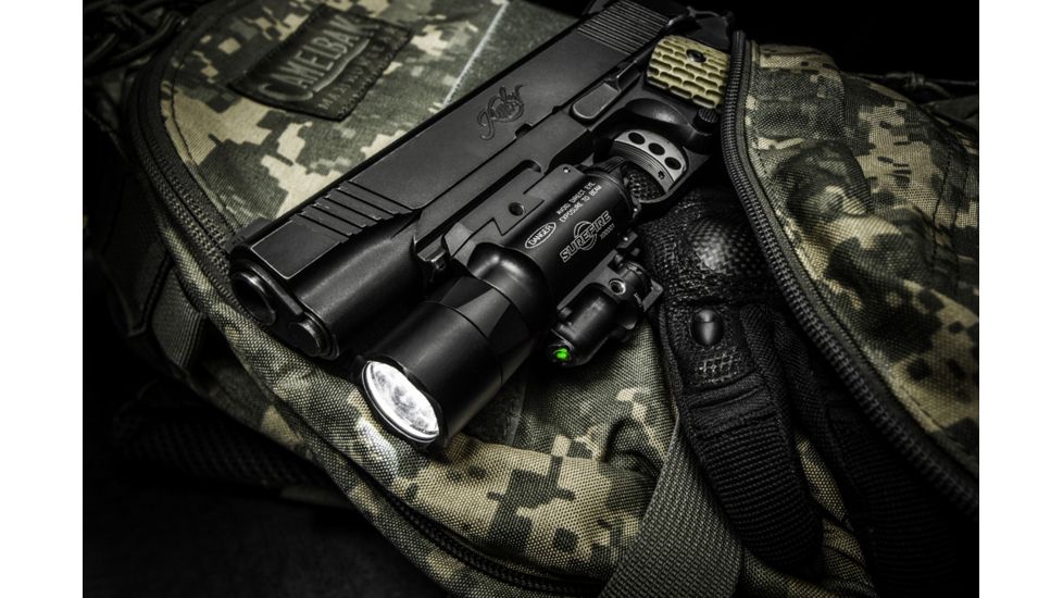 SureFire X400 Ultra Flashlight, CR123A, Green, 1000 Lumens, Black, X400U-A-GN