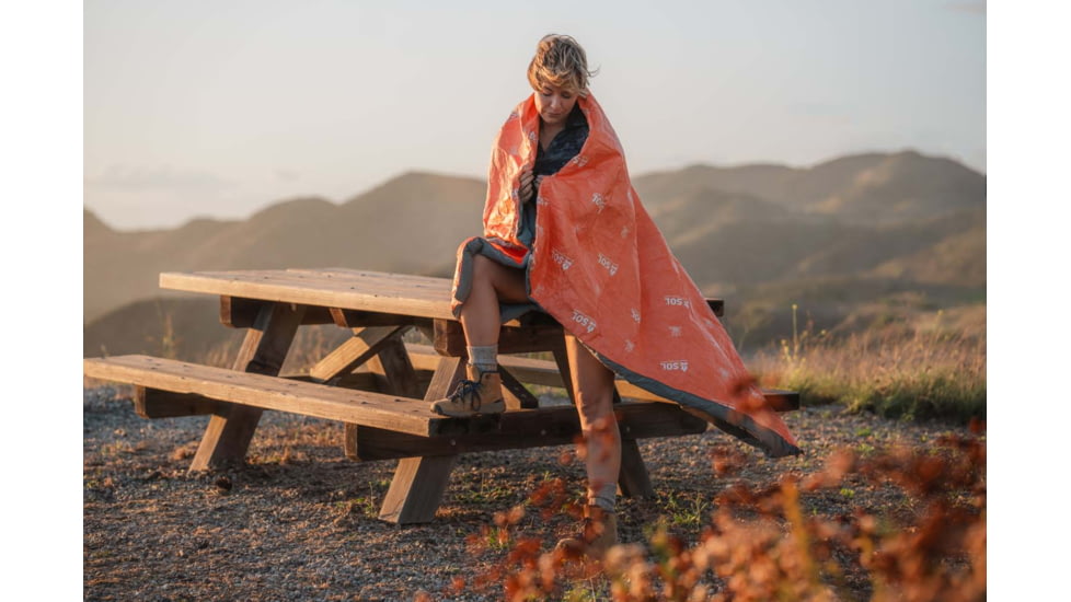 Survive Outdoors Longer Escape Insulated Blanket, Orange, 0140-2001