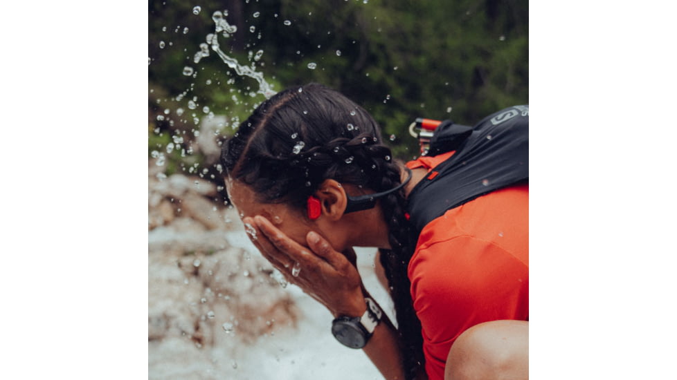 Suunto Wing Headphones, Black/Lava Red, One Size, SS050944000