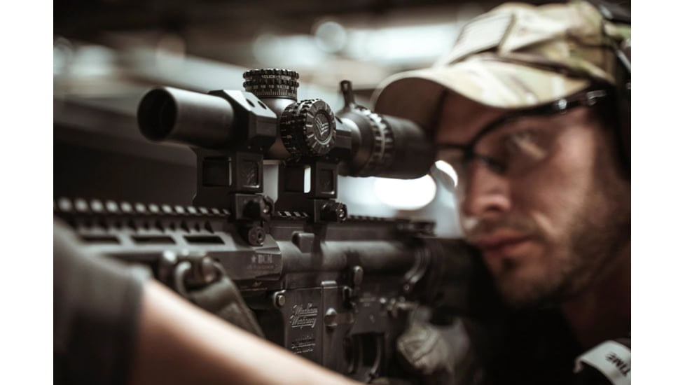 Swampfox Arrowhead Riflescope, 1-6X24, 30mm Tube, Second Focal Plane, IR Green MOA Reticle, Black, ARH16241-GM