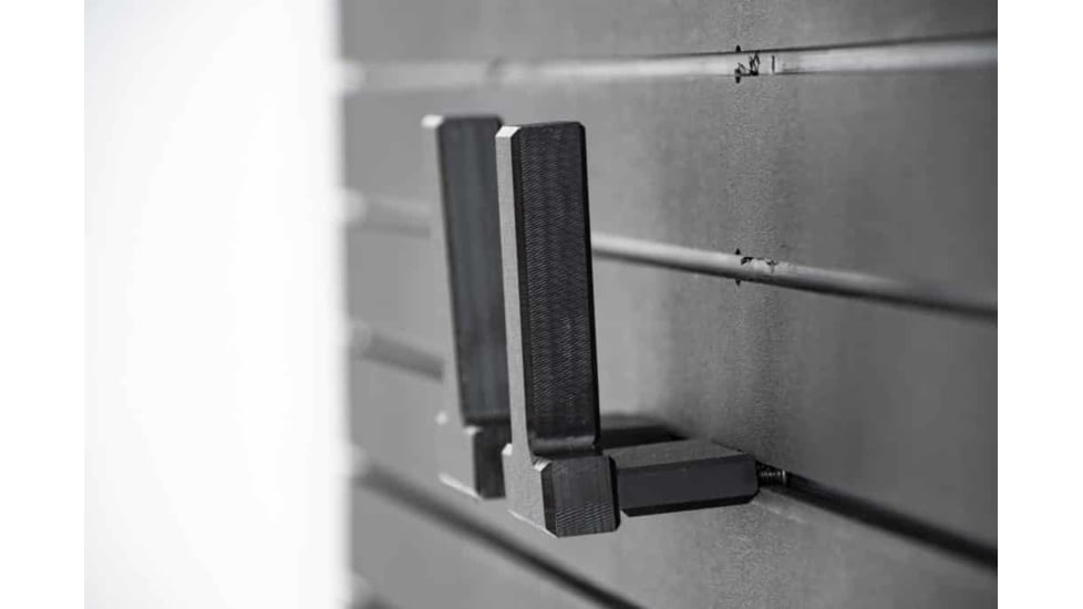 Tactical Walls ModWall Single Stack Hanger, Right Facing, Black, MWSS9R