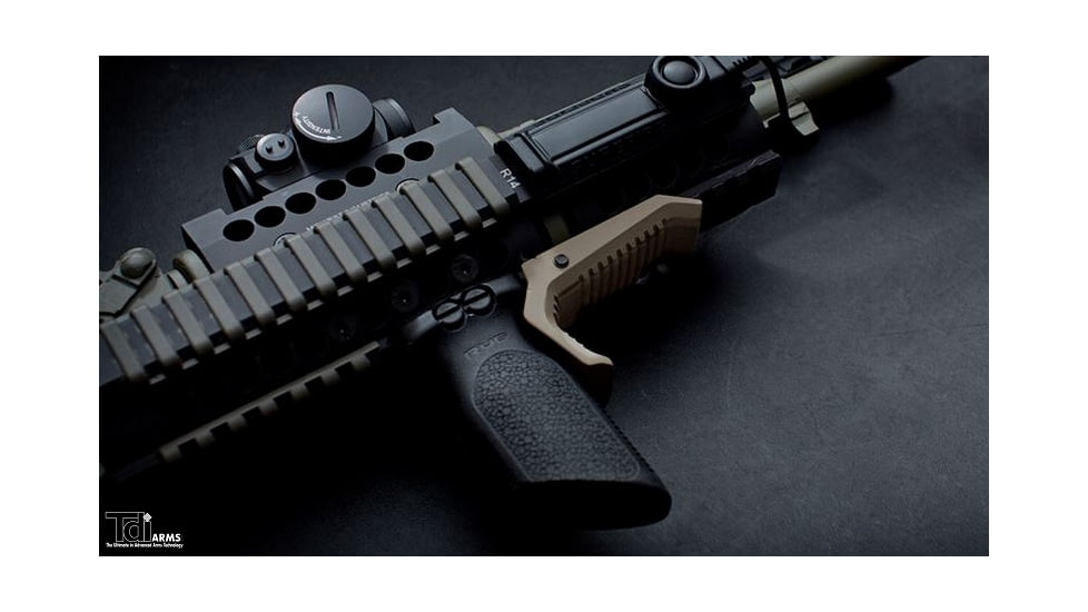 Tdi Arms Vertical Front Grip, Black, Small, EVO-FAS-BL