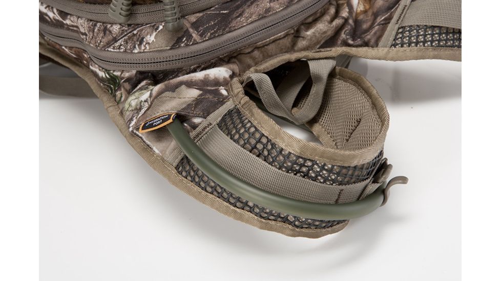 Tenzing TZ 1200 Ultra Light Padded Day Pack, 2-liter Water Reservoir Compartment, Mossy Oak Country 981846