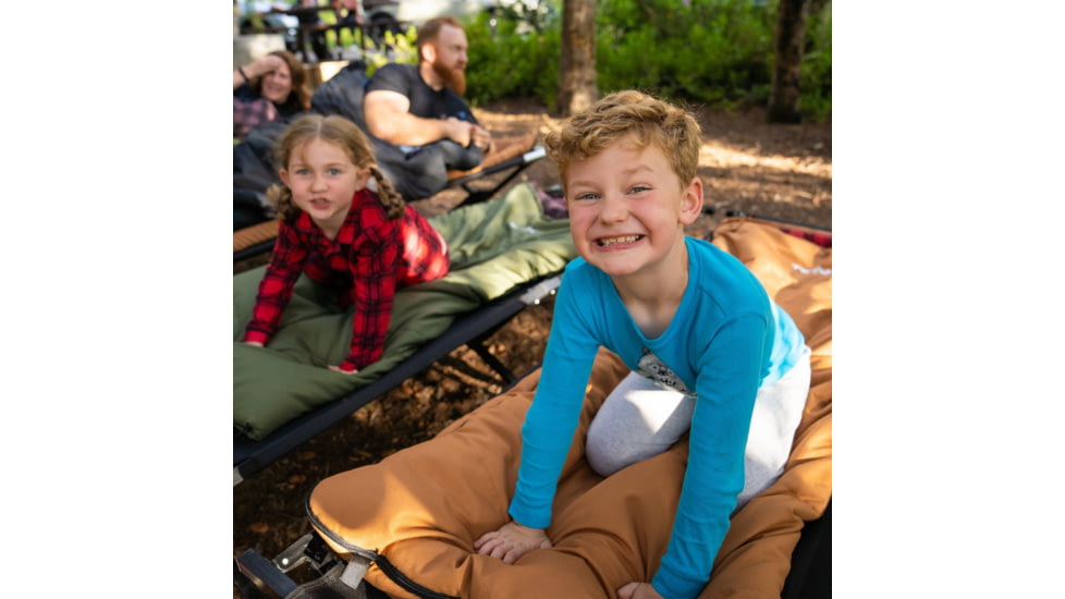 TETON Sports Lil Bridger 0 F Junior Canvas Sleeping Bag for Kids, Green/Plum, Junior, 10042