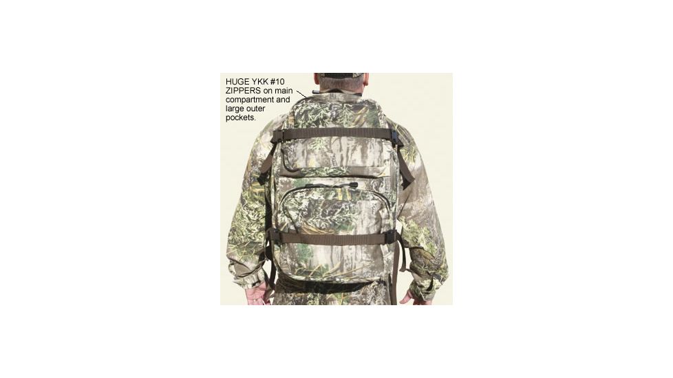 Texas Hunt Co T.H.E. Pack w/3-Pocket Design, MOBU Mossy Oak Break Up 200190105