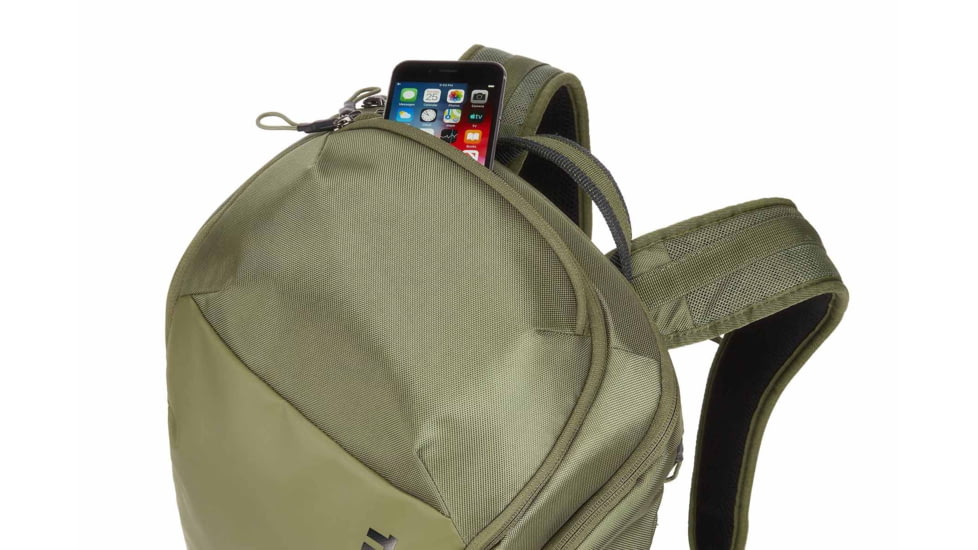 Thule Chasm Backpack, Olivine, 3204294