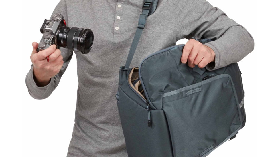 Thule Covert Camera 24L Backpack, Dark Slate, 3203907