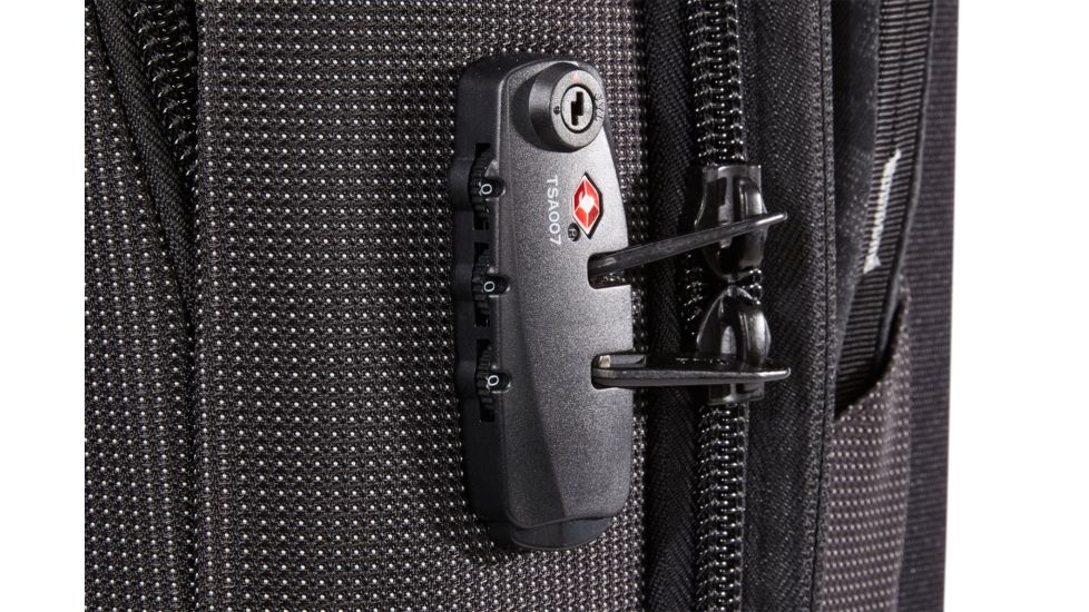 Thule Crossover 2 Carry On, Black, 3204030