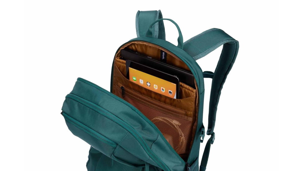 Thule EnRoute 23L Backpack, Mallard Green, 3204842