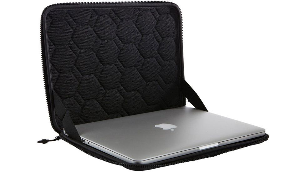 Thule Gauntlet 3.0 13in MacBook Pro Retina Sleeve, Black, 3203098