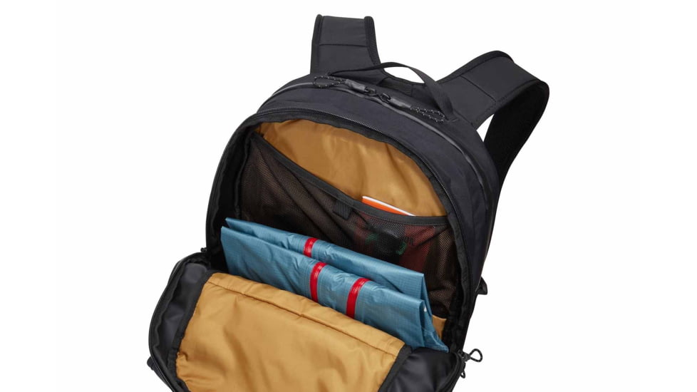 Thule Paramount Commuter 27L Backpack, Black, 3204731