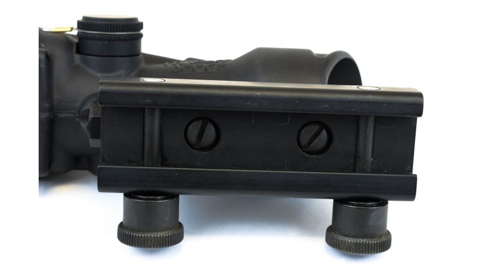 Trijicon ACOG 4x32 Rifle Scope, Black w/TA51 Flattop Mount &amp; Illuminated Green Chevron BAC Reticle