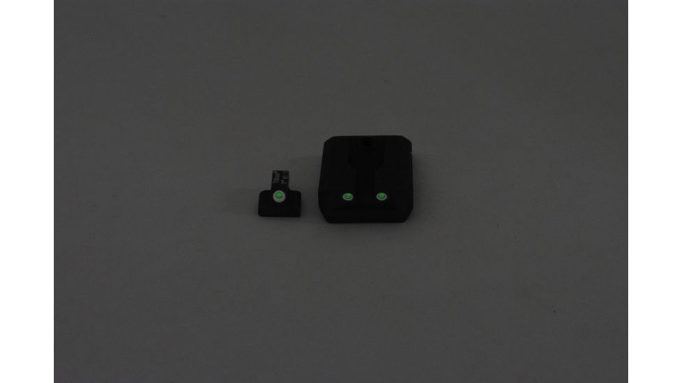 Trijicon Bright &amp; Tough Night Sight Set, Green Front &amp; Rear - Novak Compact 9mm