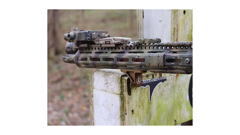 True North Concepts GripStop K-Length M-LOK, Earth Brown, GSK02