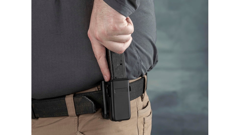 TRYBE Tactical Universal Single Magazine Pouch, Black, TRT-USMP-BL