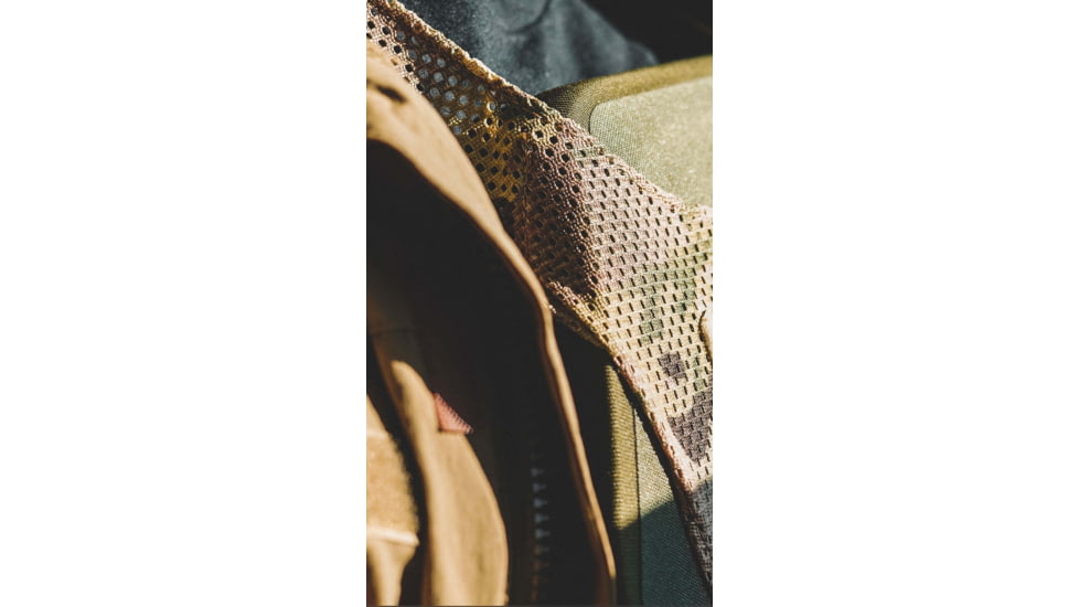 UARM WPC Weightless Plate Carrier, Skeletal Cummerbund, Multicam, S, WBPCSM-SCWBPCSM