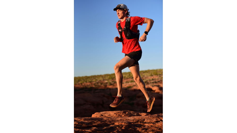 Ultraspire Momentum 2.0 Race Vest, Black/Red, Small, UA123BKSM