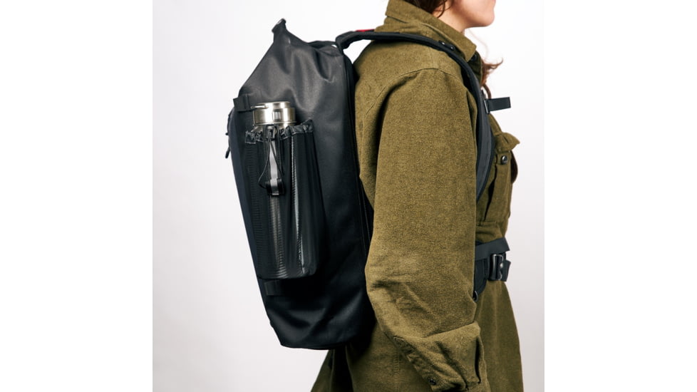 Uncharted Supply Co. SEVENTY2 Pro Shell Dry Pack, Black, SU-P6S-U-BK