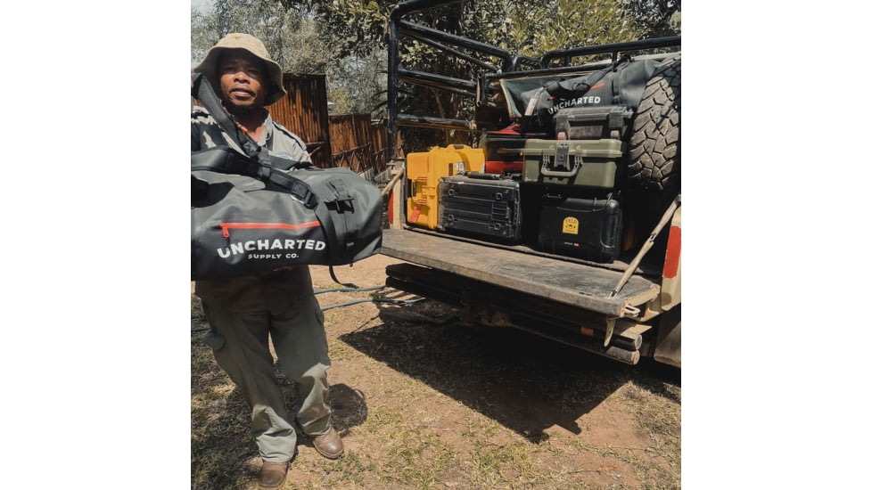 Uncharted Supply Co. The Vault - 65L Duffel Bag, BG-D6F-60L-BK