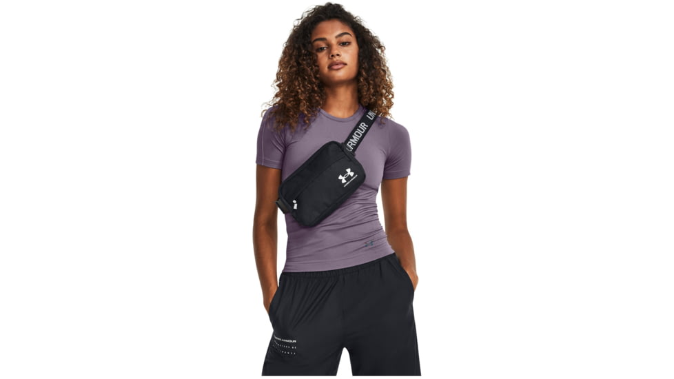 Under Armour Loudon Waist Bag Crossbody, Black/White, OSFM, 1378418001OSFM