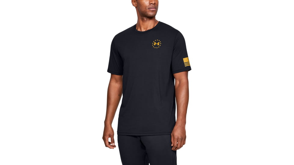 Under Armour UA Freedom Flag T-Shirt - Mens, Black/Steeltown Gold, 3X-Large, 13333500033XL