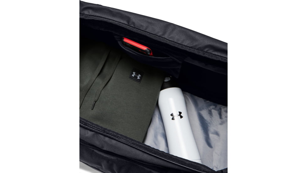 Under Armour UA Undeniable 4.0 Medium Duffle Bag, Black, One Size Fits All, 1342657001OSFA