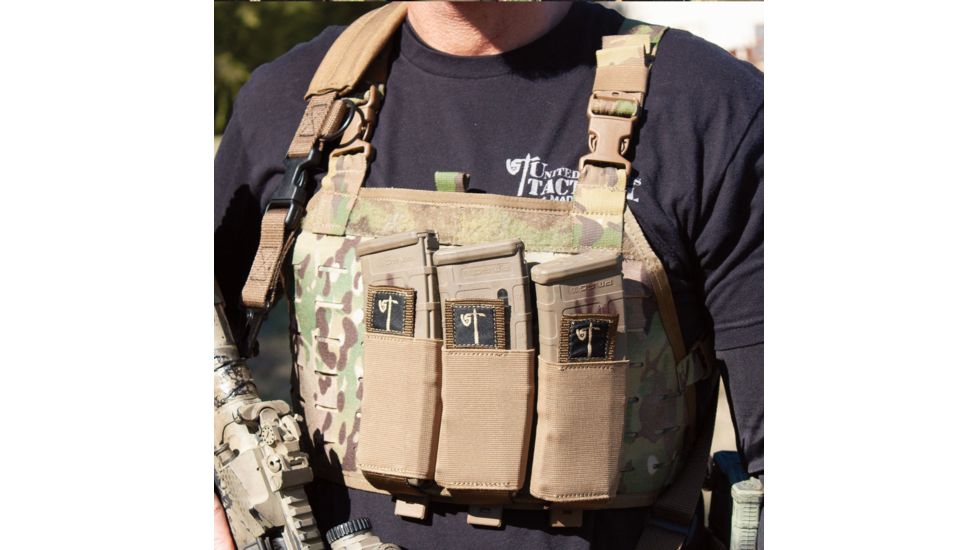 United States Tactical Triple Rifle Mag Pouch, Coyote, UST-MOL02902