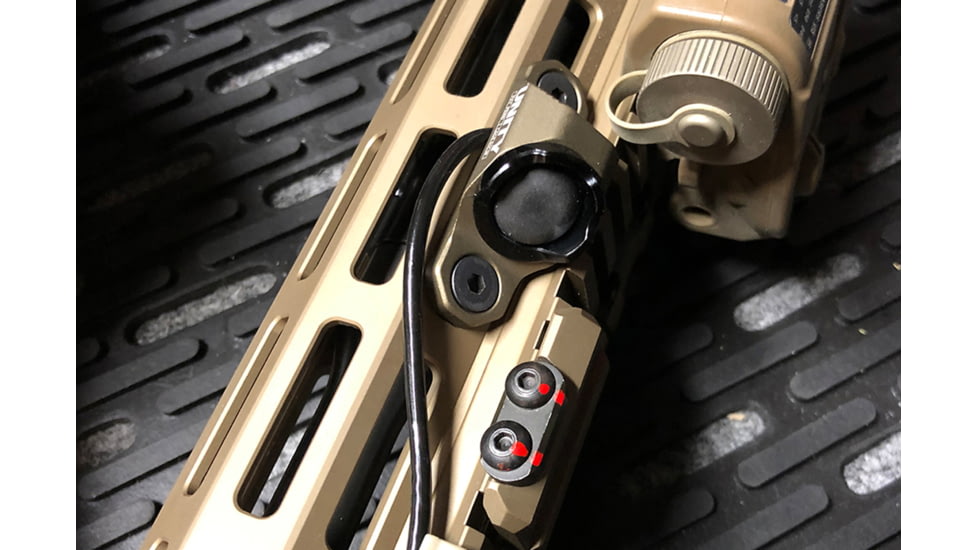 Unity Tactical MLOK Hot Button, Surefire / Laser, 7in, FDE, HBM-SIF