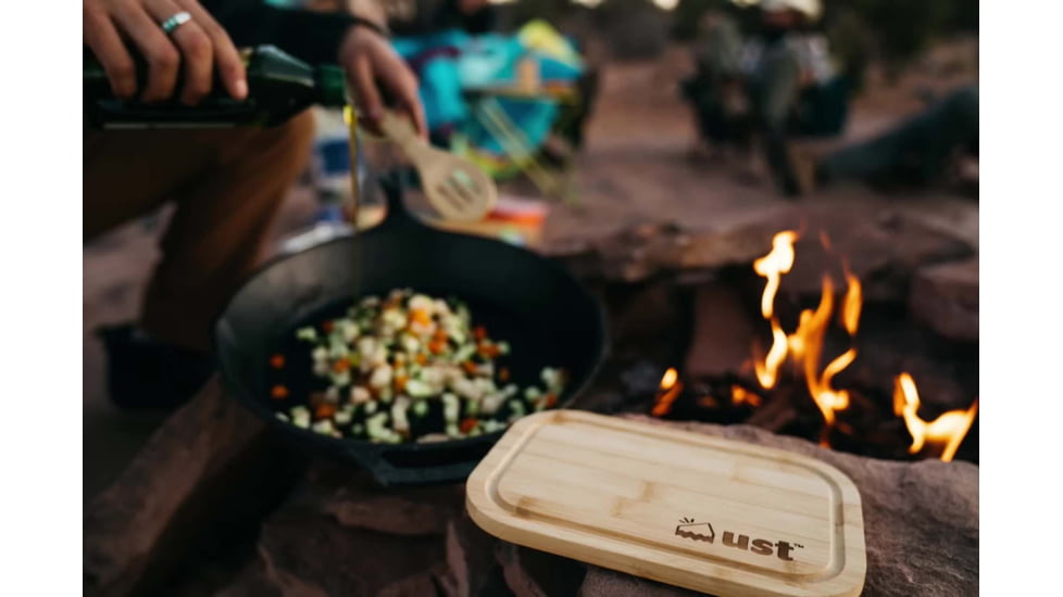 UST Bamboo Bread Box with Strap, 1175637
