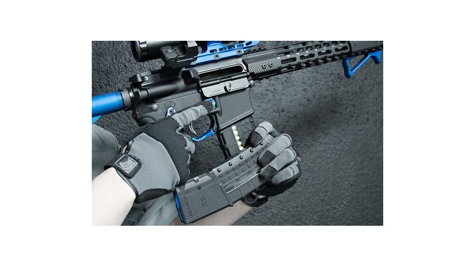 Leapers UTG Pro AR15 30 Round Windowed Polymer Magazine, .223/5.56, Black, Medium, RBT-AM30-30RD