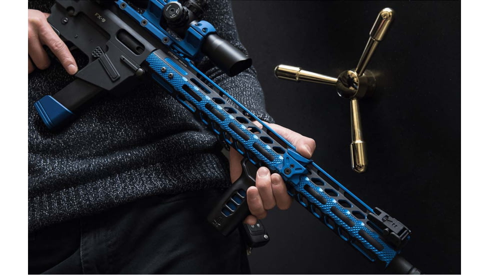 UTG Pro M-LOK AR15 15in Ultra Slim Rail, Black / Blue 2-Tone, MTU019SSM3B2